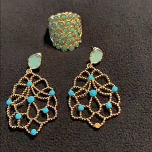 Turquoise and gold colored ring earrings